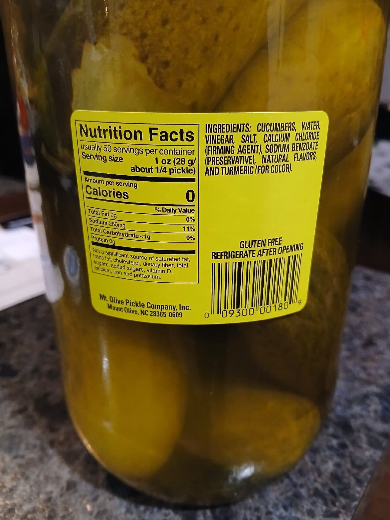 Mt. Olive Fresh Pack Kosher Dills packshot