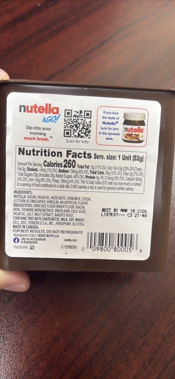 nutella Hazelnut Spread + Breadsticks packshot