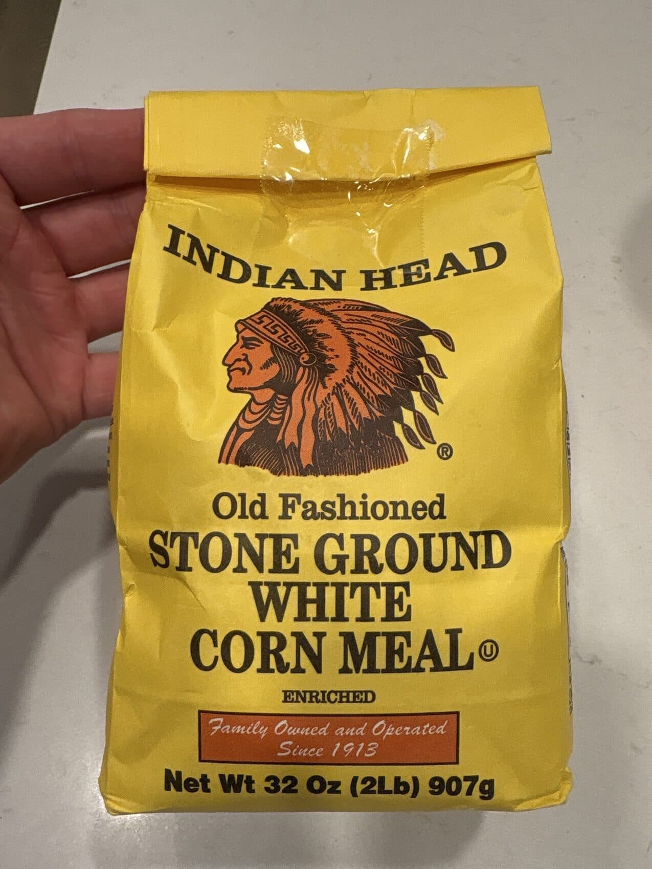 Wilkins Rogers Mills Old Fashioned Stone Ground White Corn Meal packshot