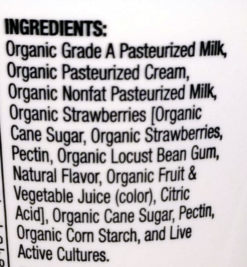 Clover Organic Farms Cream on Top strawberry Organic Yogurt packshot