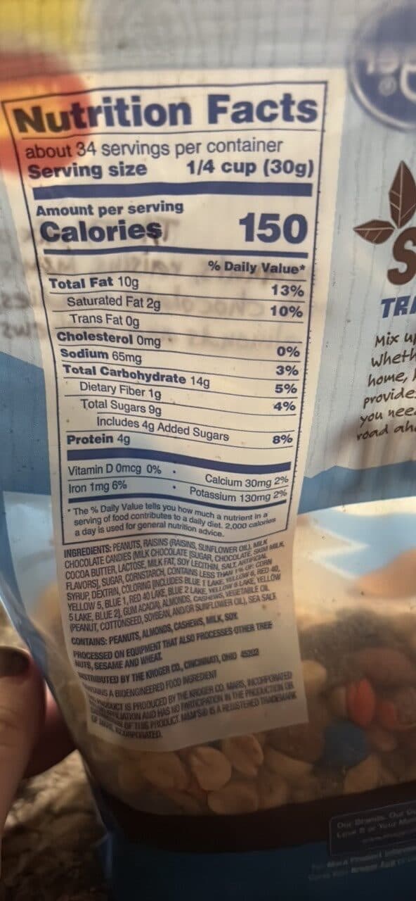 Kroger Simply Classic Trail Mix packshot