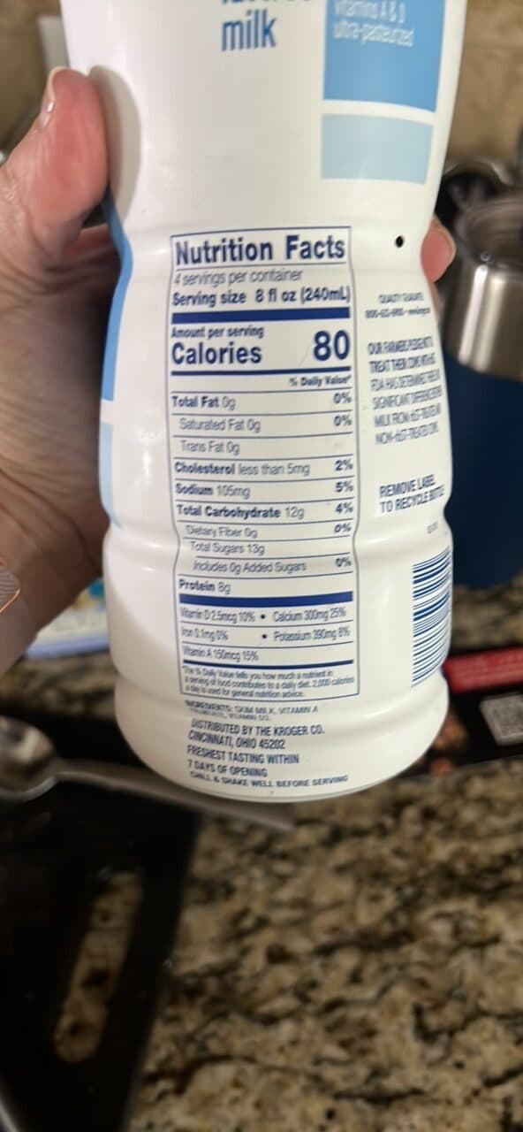 Kroger fat free milk packshot