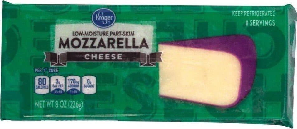 Kroger Mozzarella cheese bar packshot