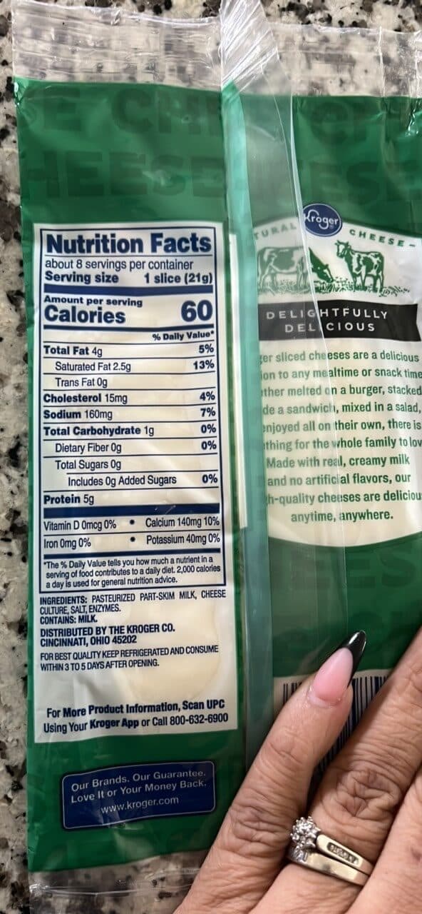 Kroger Mozzarella Cheese Slices packshot
