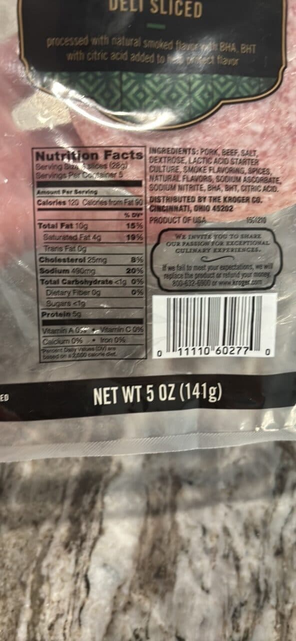 Private Selection Hard Salami packshot
