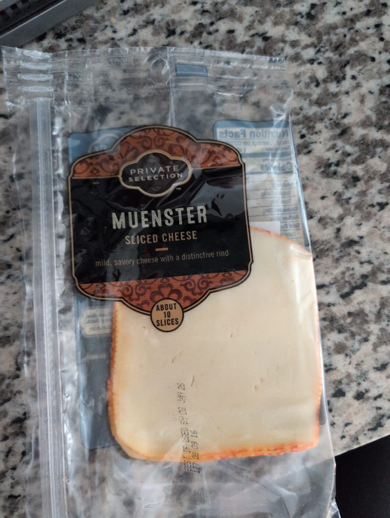 Private Selection Muenster Sliced Cheese packshot