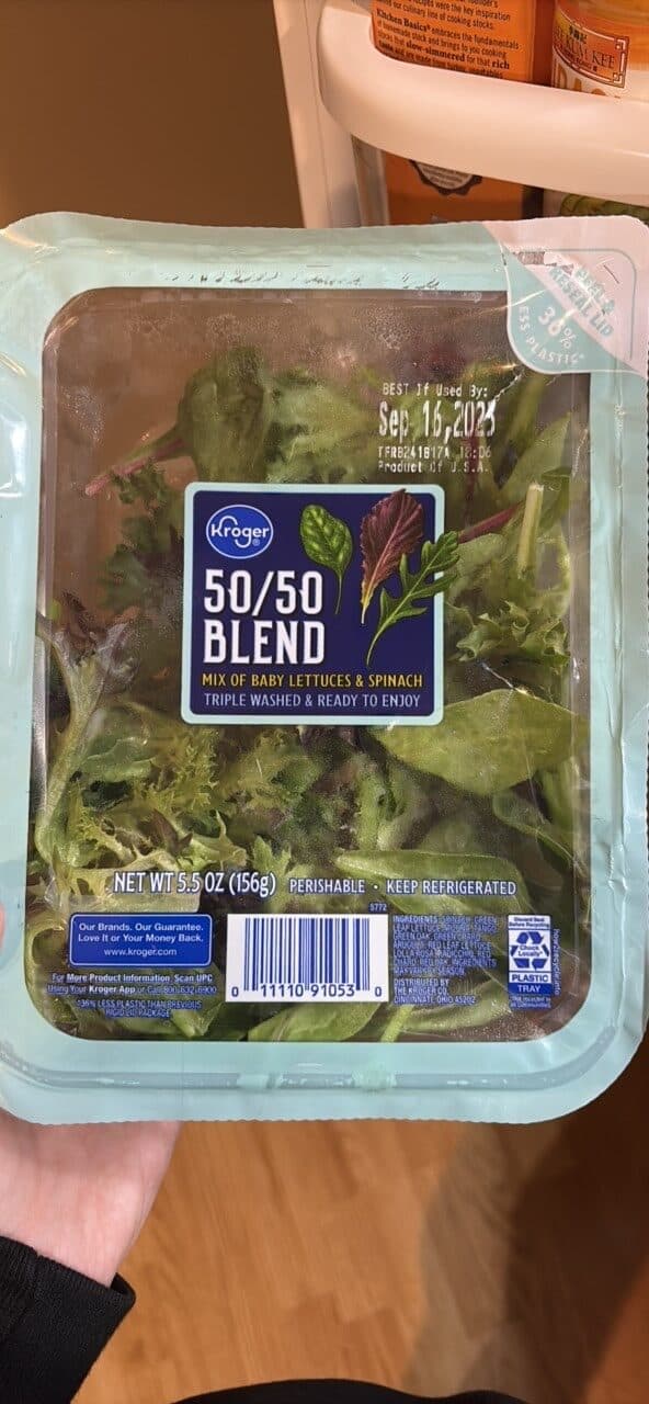Kroger 50/50 Blend Mix of Baby Lettuces & Spinach packshot
