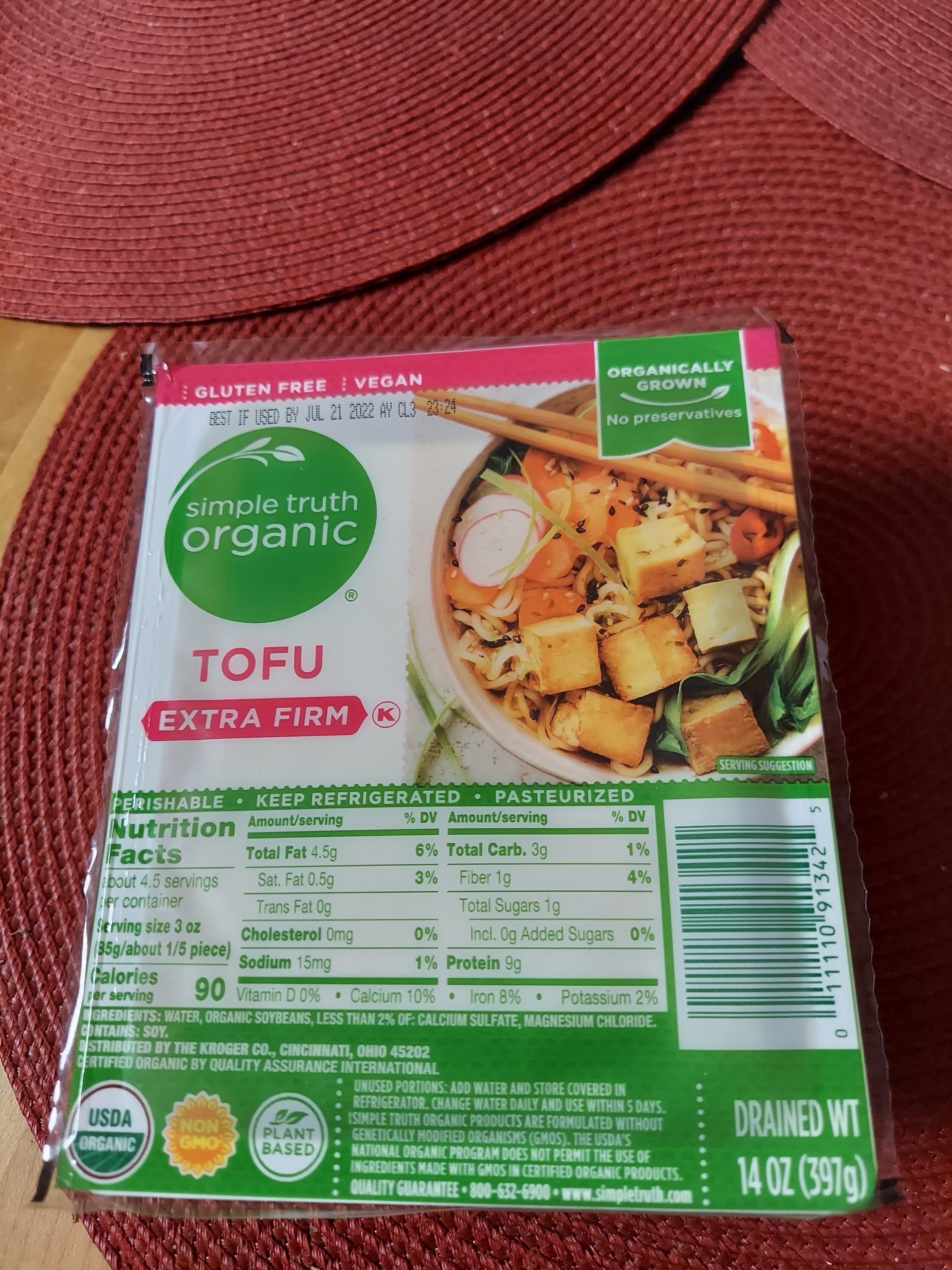 simple truth organic EXTRA FIRM TOFU packshot