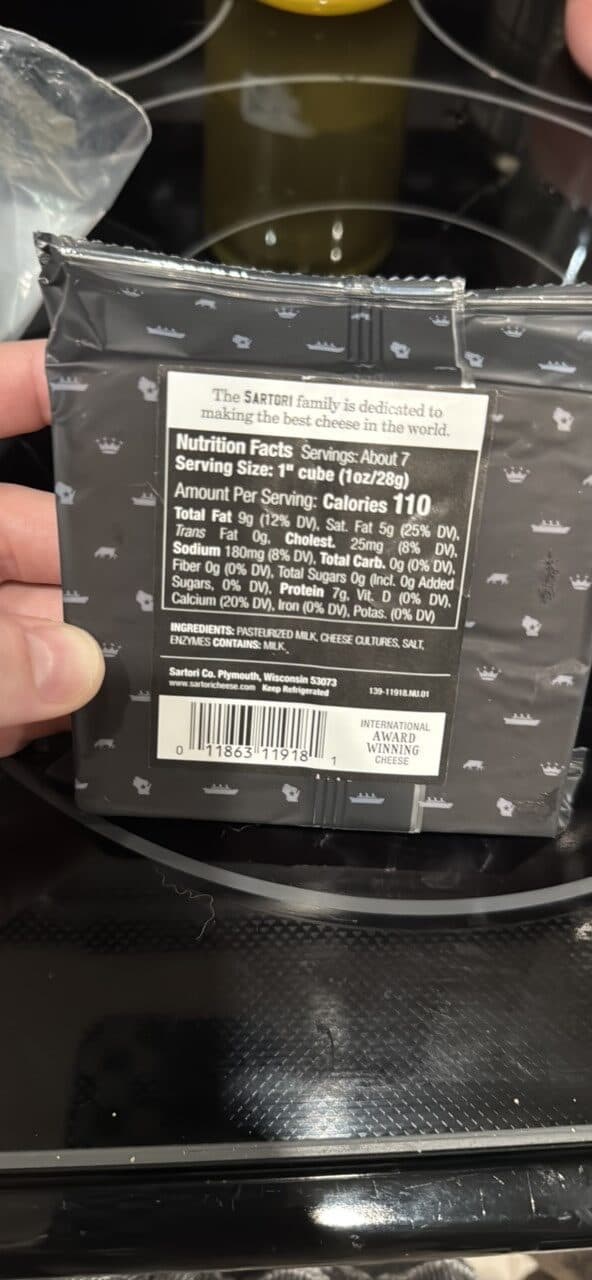 Sartori Montamore Cheddar packshot