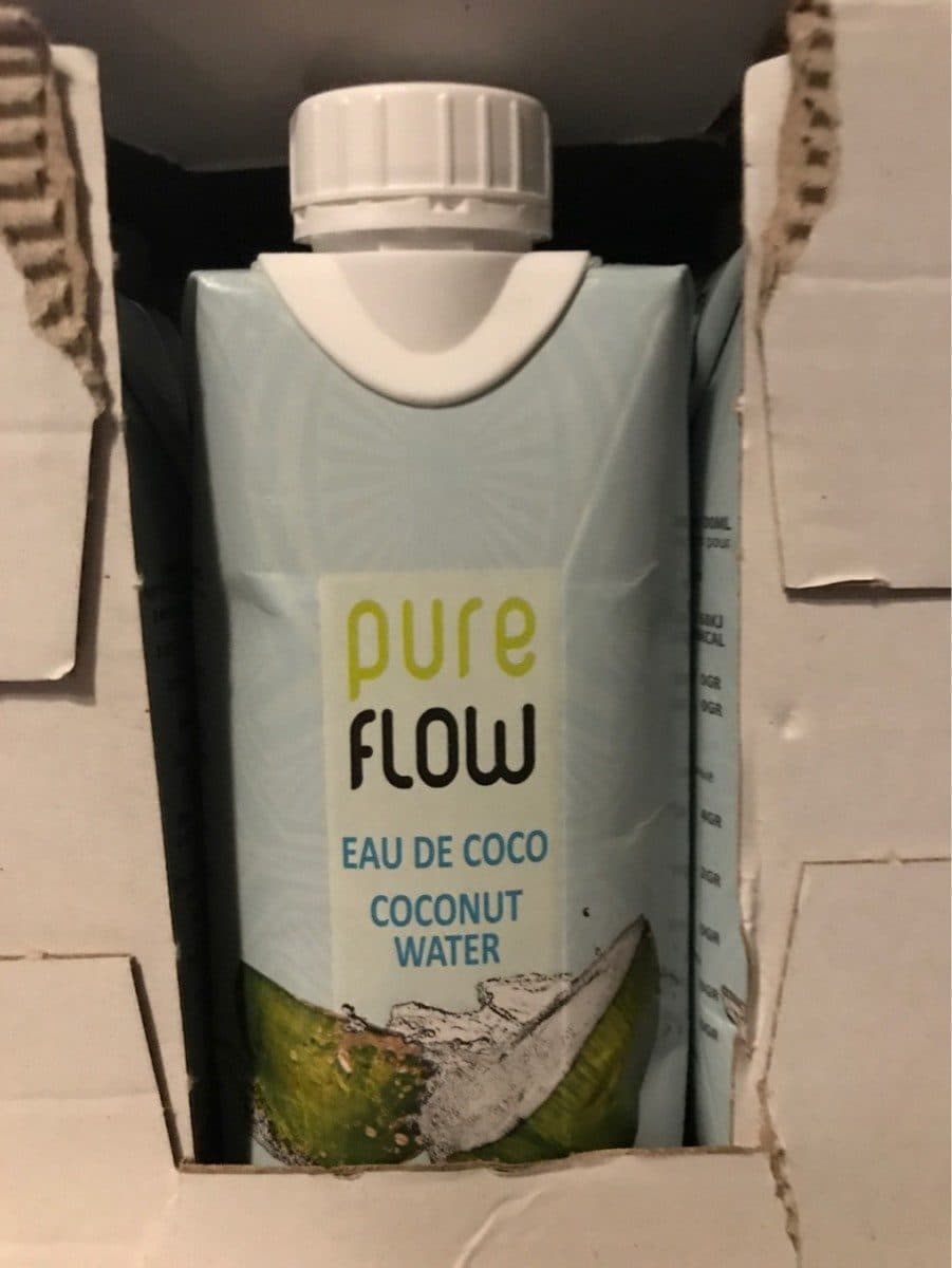Open Food Facts Organic coconut water packshot
