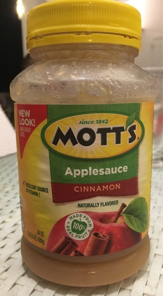 Open Food Facts Applesauce packshot