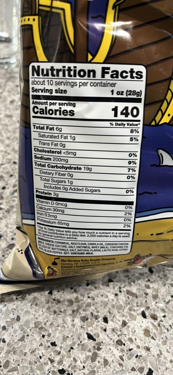 Pirate's Booty Aged White Cheddar Rice & Corn Puffs packshot