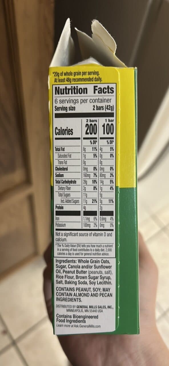 Nature Valley Crunchy Peanut Butter Granola Bars packshot