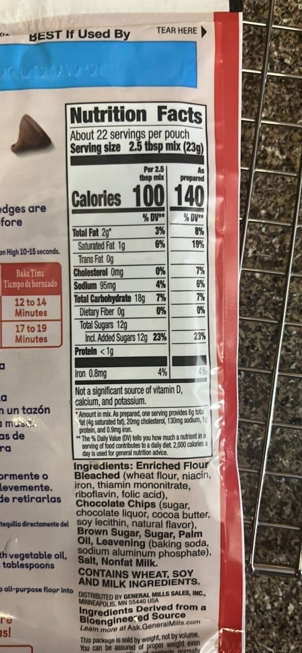 Betty Crocker Chocolate chip cookie mix packshot