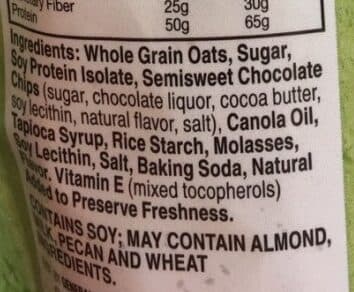Nature Valley Granola Oats & Dark Chocolate packshot