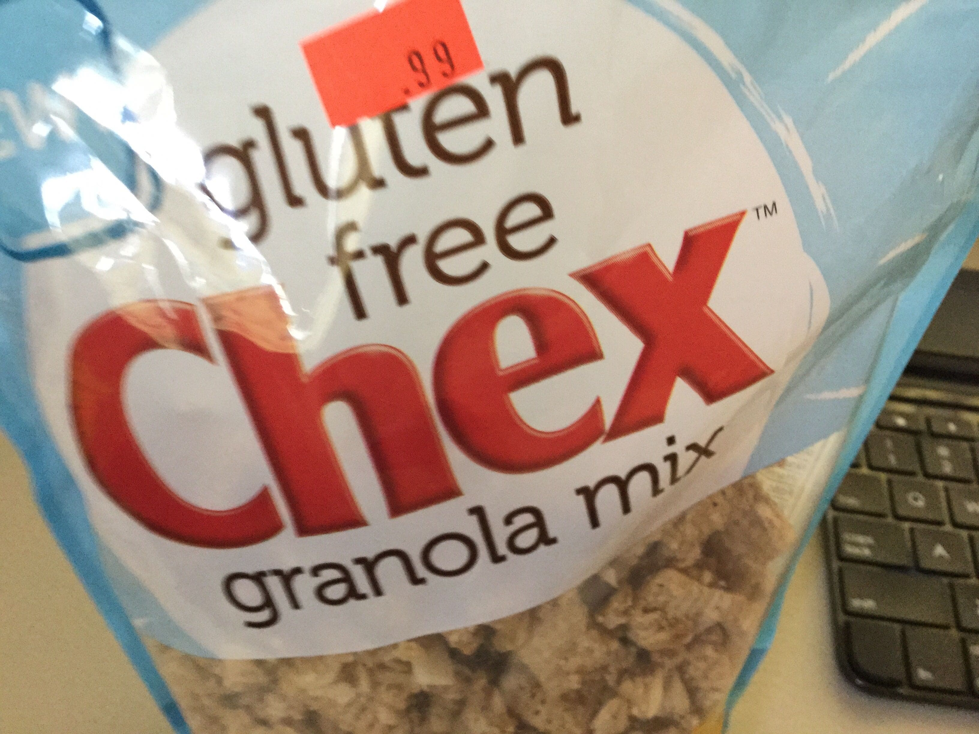 Chex Gluten free chex granola mix packshot