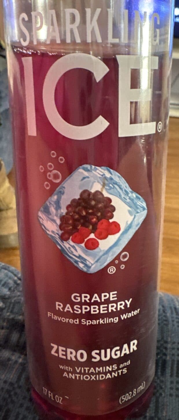 Sparkling Ice Grape raspberry packshot