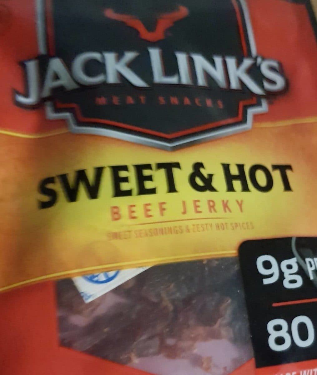 Jack Link's Beef Yerky Sweet and hot packshot