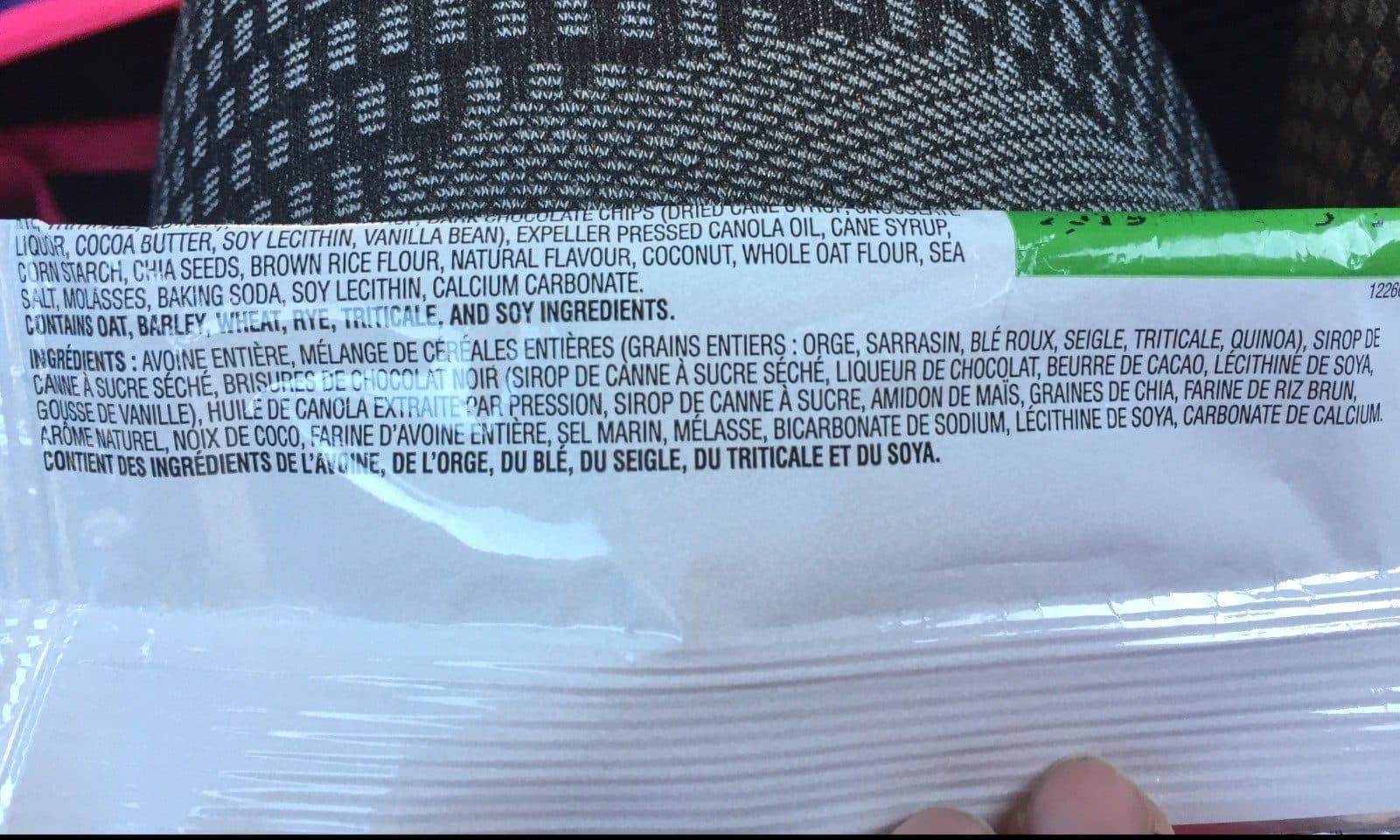 Kashi Chocolate Chip Chia Crunchy 7 Grain with Quinoa Bars packshot