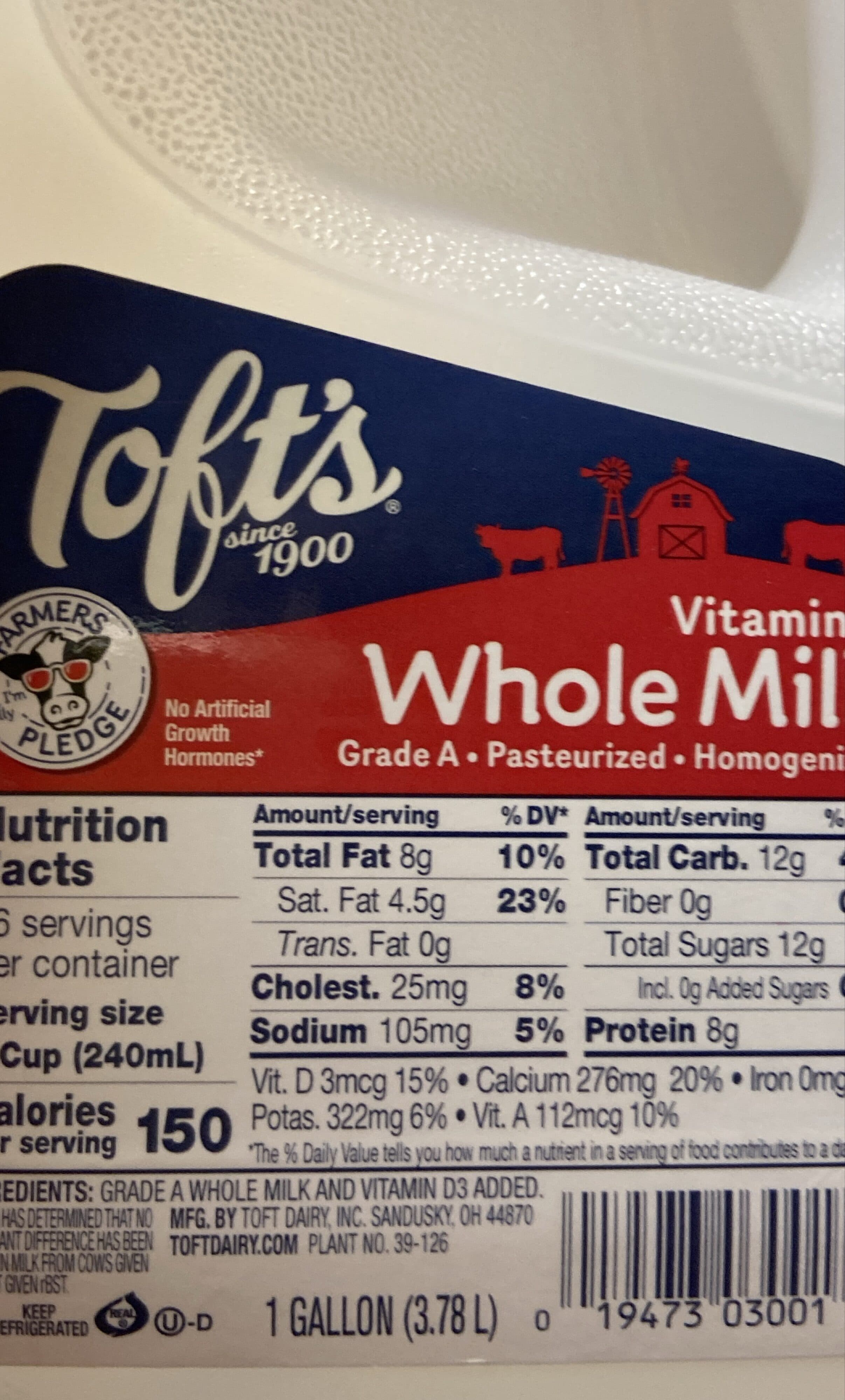whole milk Toft’s packshot