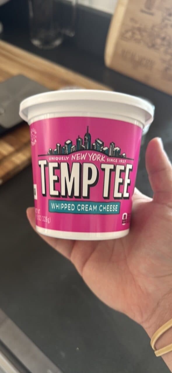TEMP TEE Whipped Cream Cheese packshot
