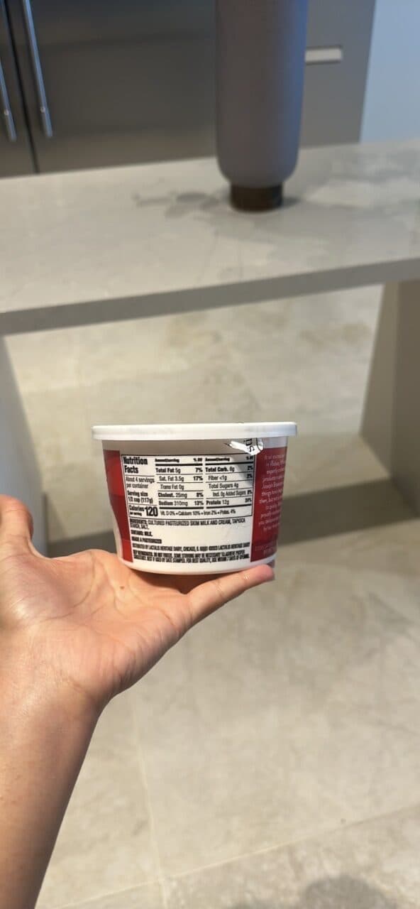 Breakstone's Cottage Cheese Small Curd packshot