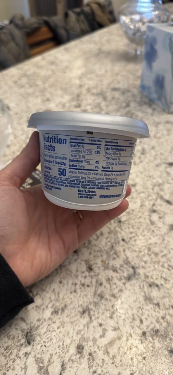 Philadelphia Whipped chive whipped cream cheese spread packshot