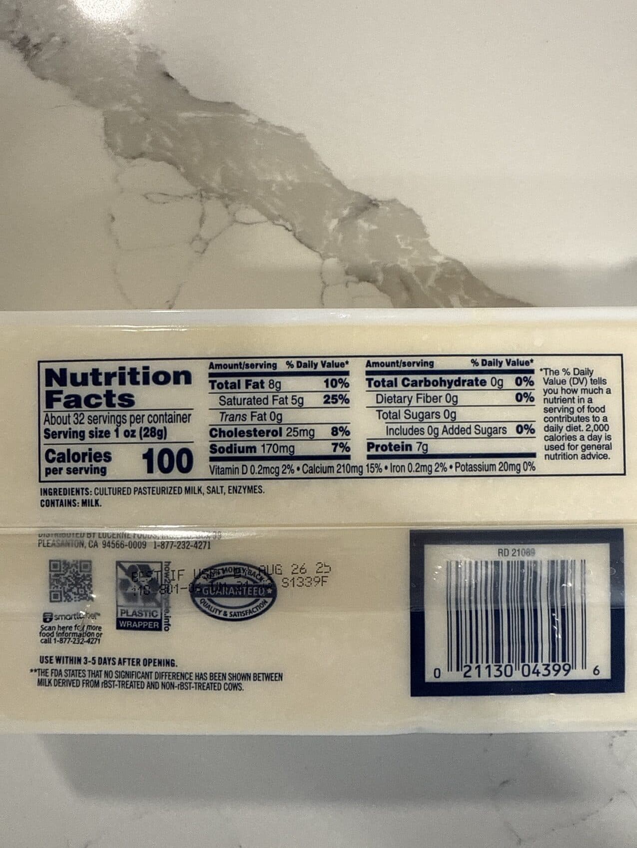 Mo Manufacturer Natural Monterey Jack Cheese packshot