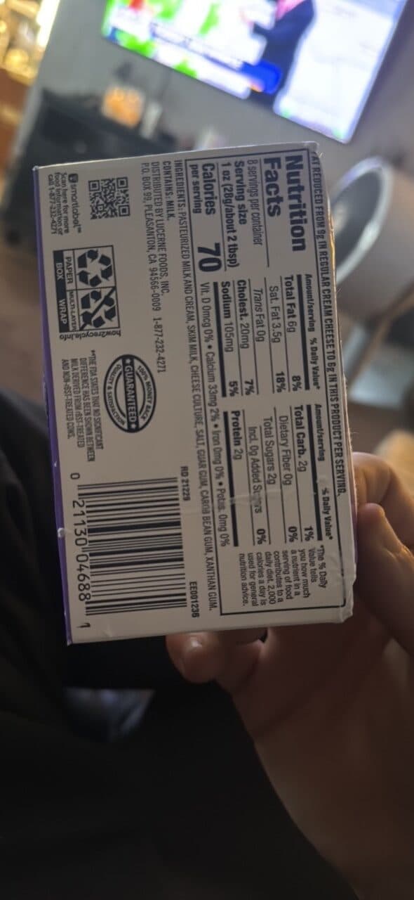 Lucerne Neufchâtel Cheese 1/3 Less Fat packshot