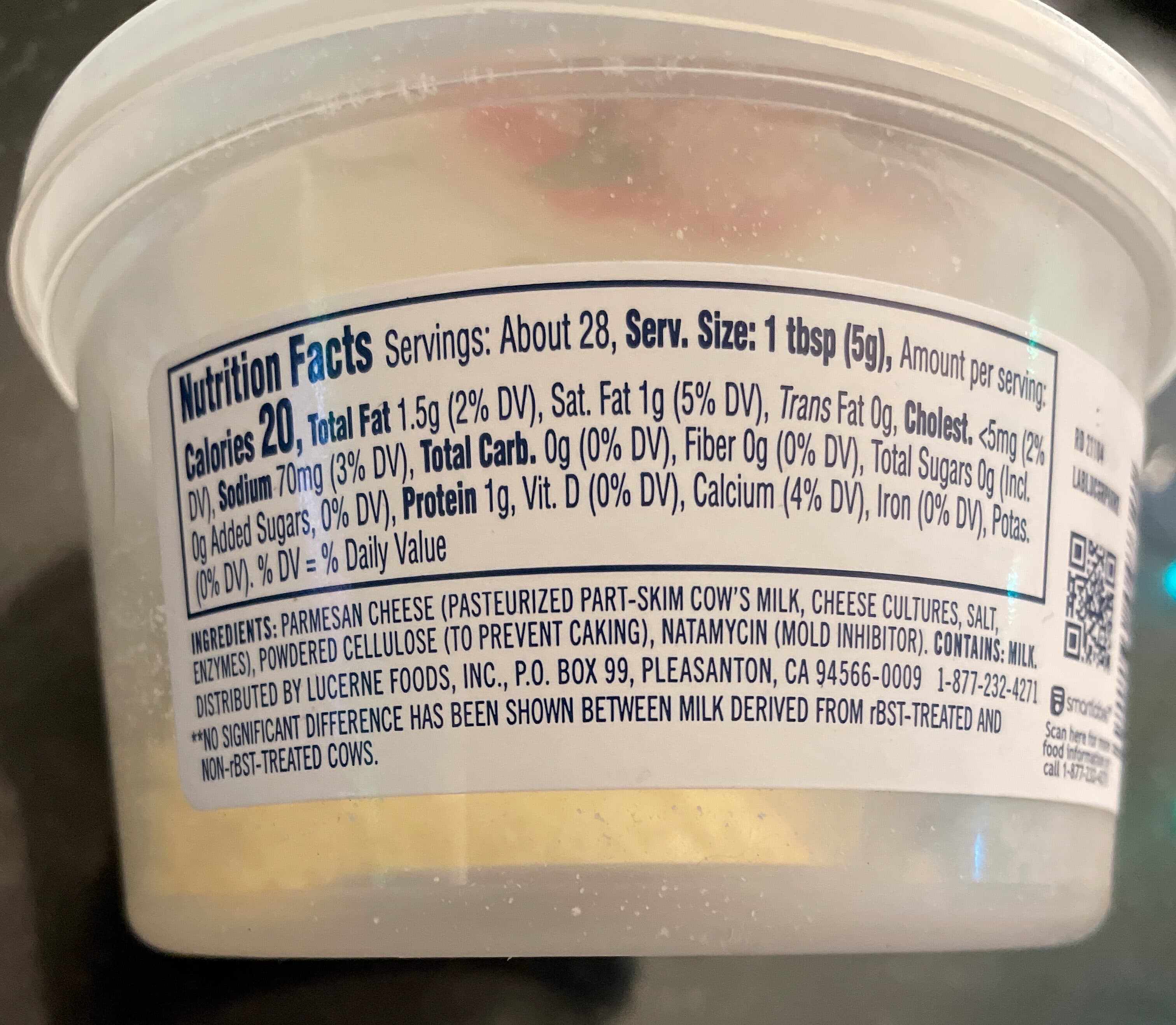 Lucerne Grated Parmesan Cheese packshot