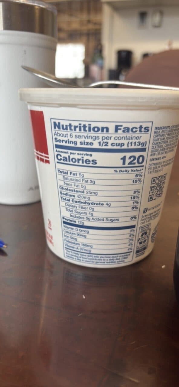 Lucerne Cottage Cheese packshot