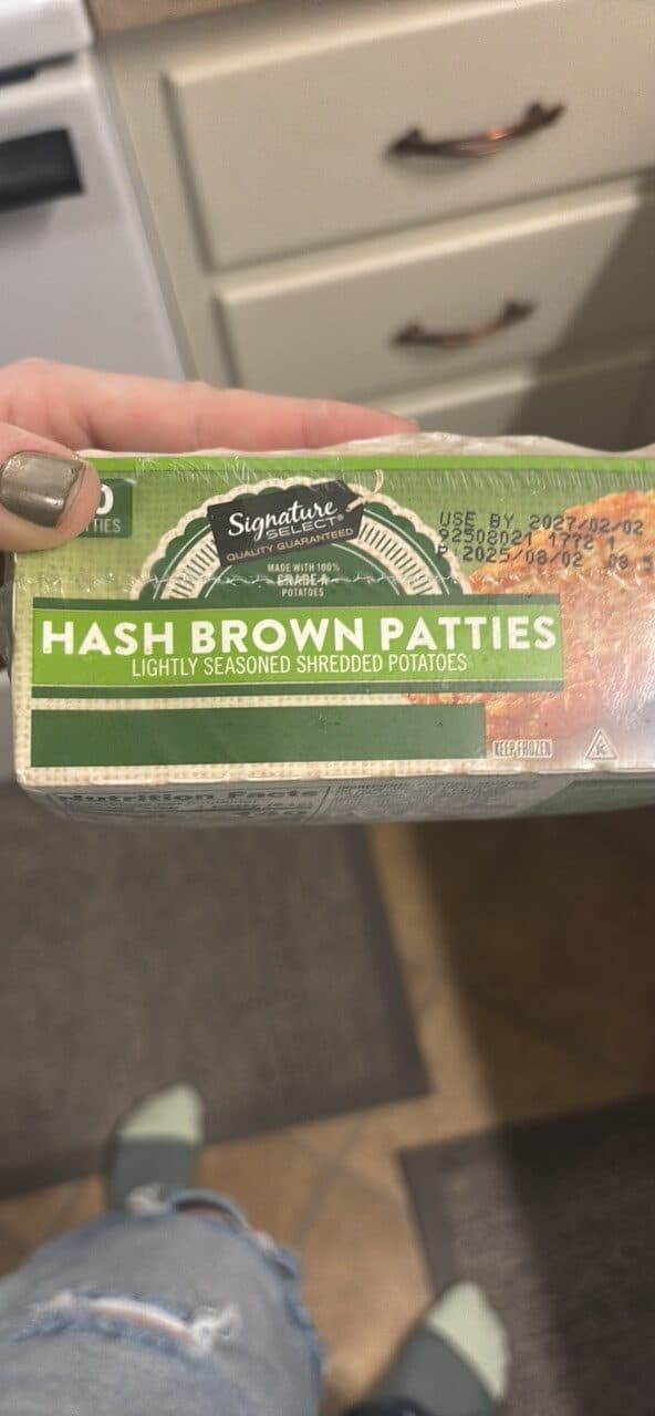 Signature Select Hash Brown Patties packshot