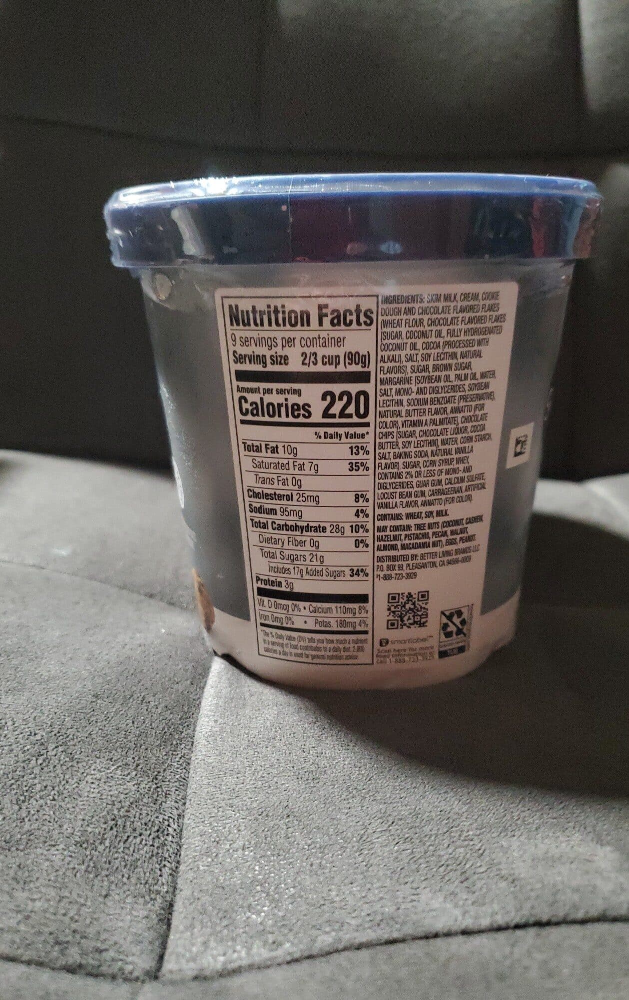 Signature Select Cookie Dough Ice Crean packshot
