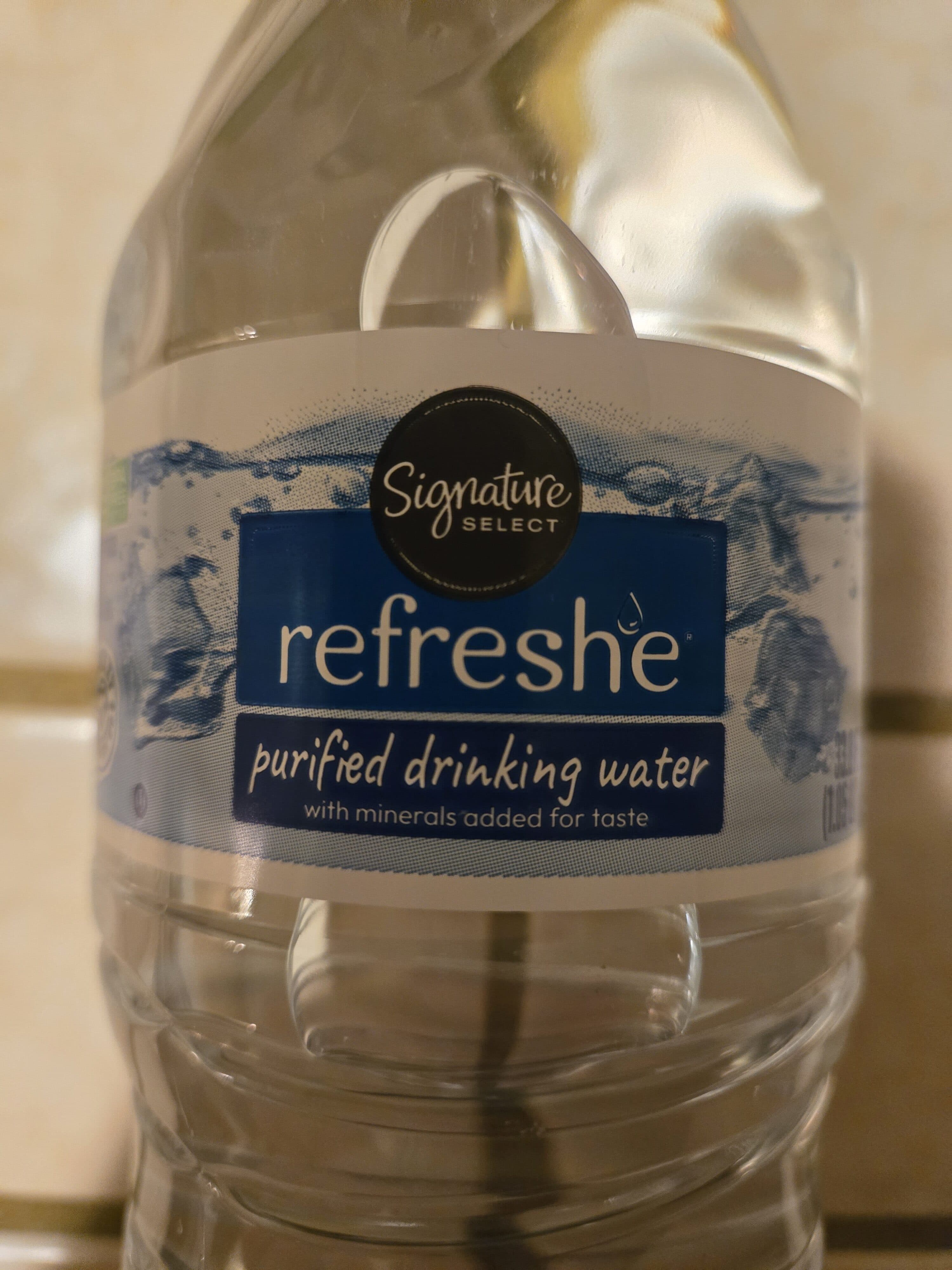 Refreshe Purified Drinking Water packshot