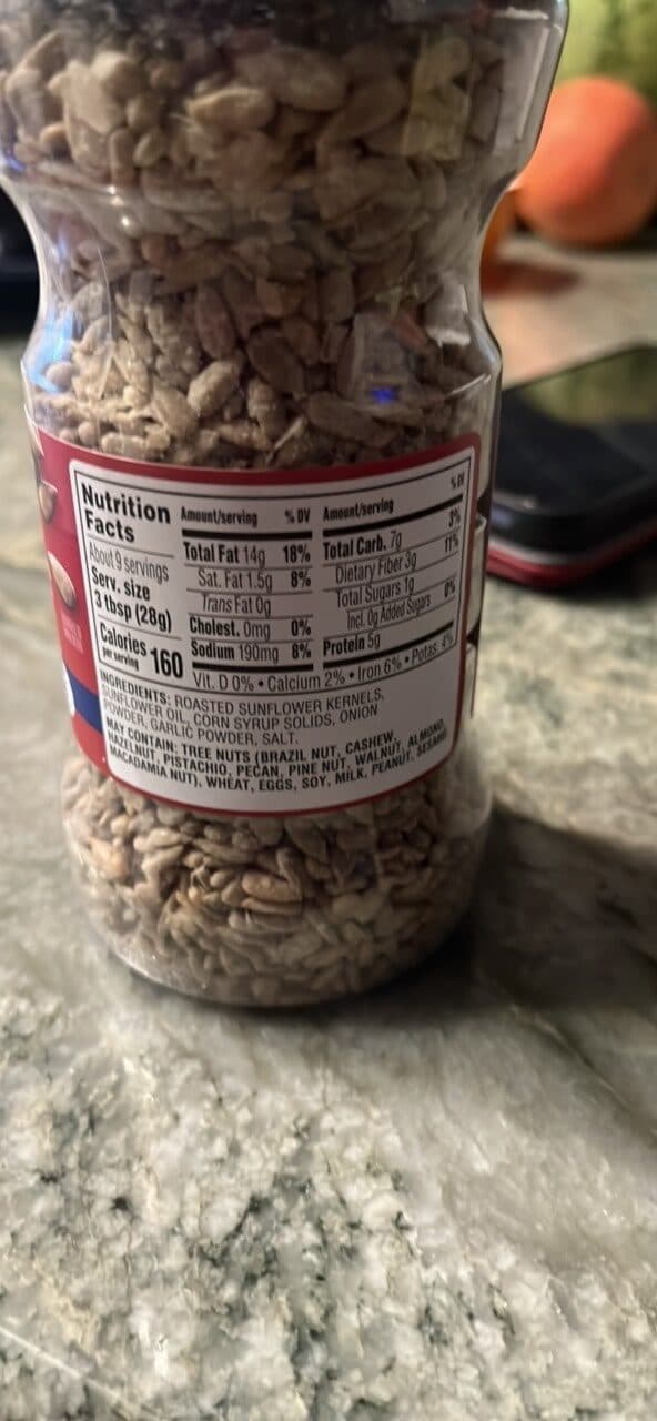 Signature Select SUNFLOWER Kernels packshot