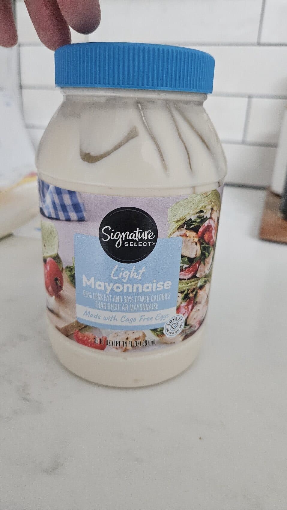 Signature Select Light Mayonnaise packshot