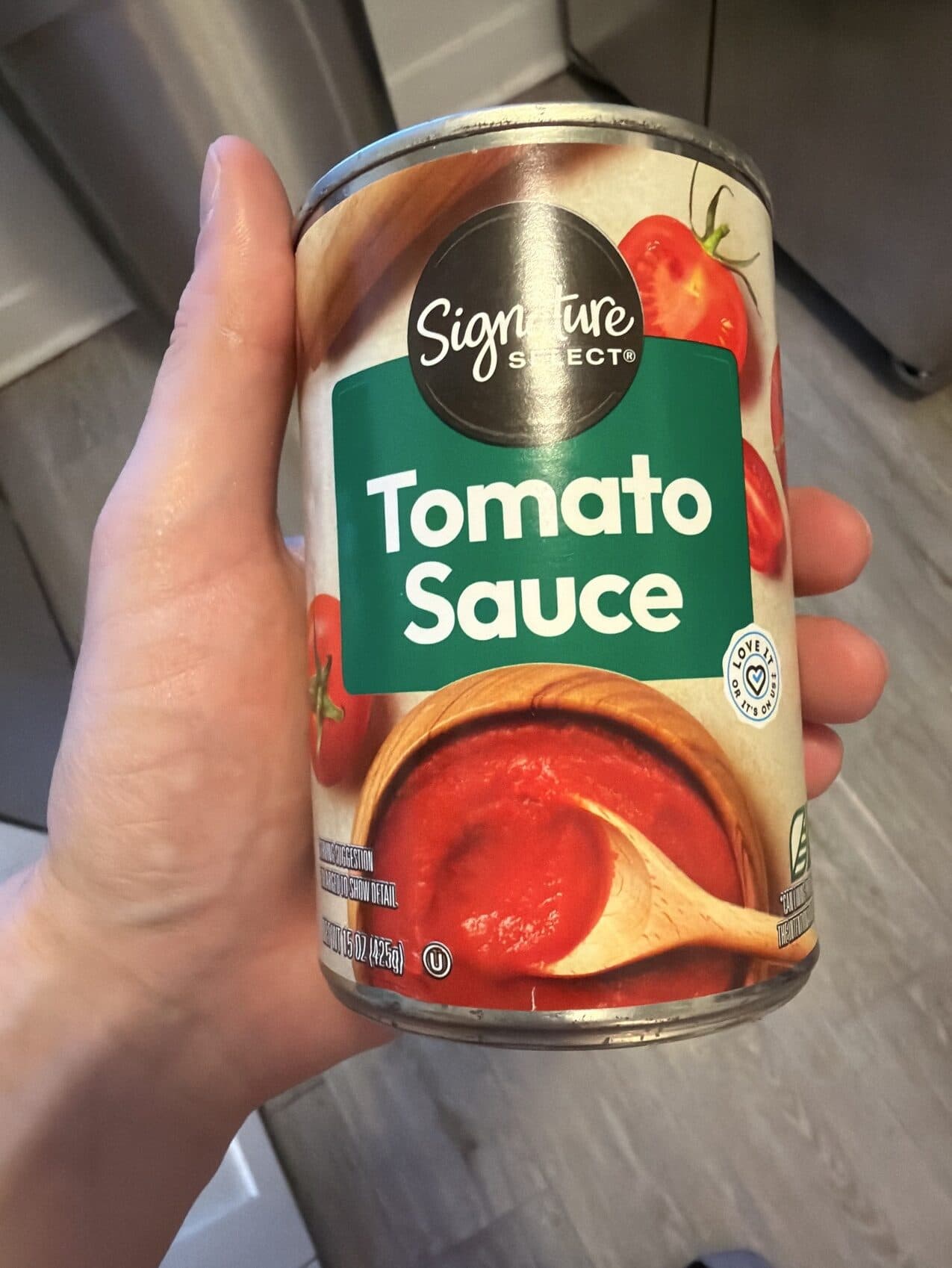 Signature Kitchens Sauce packshot
