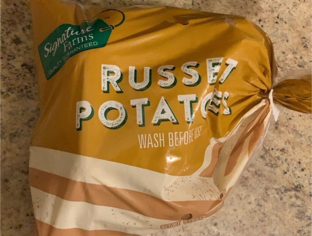 Signature Farms Russet Potatoes packshot