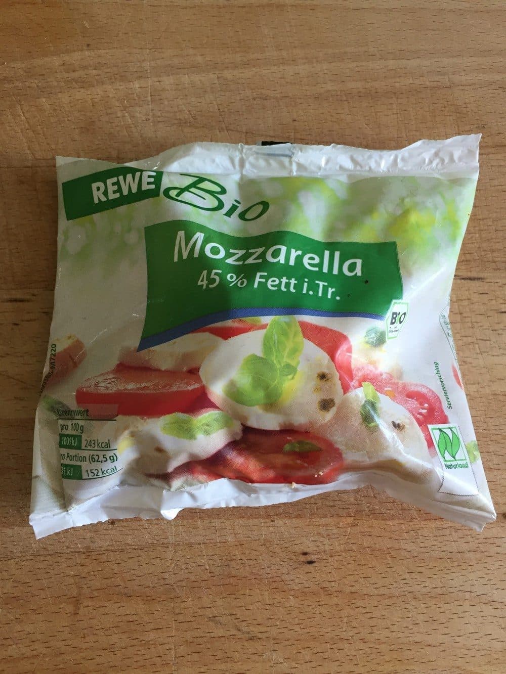 REWE Bio Mozzarella 45% Fett i.Tr. packshot