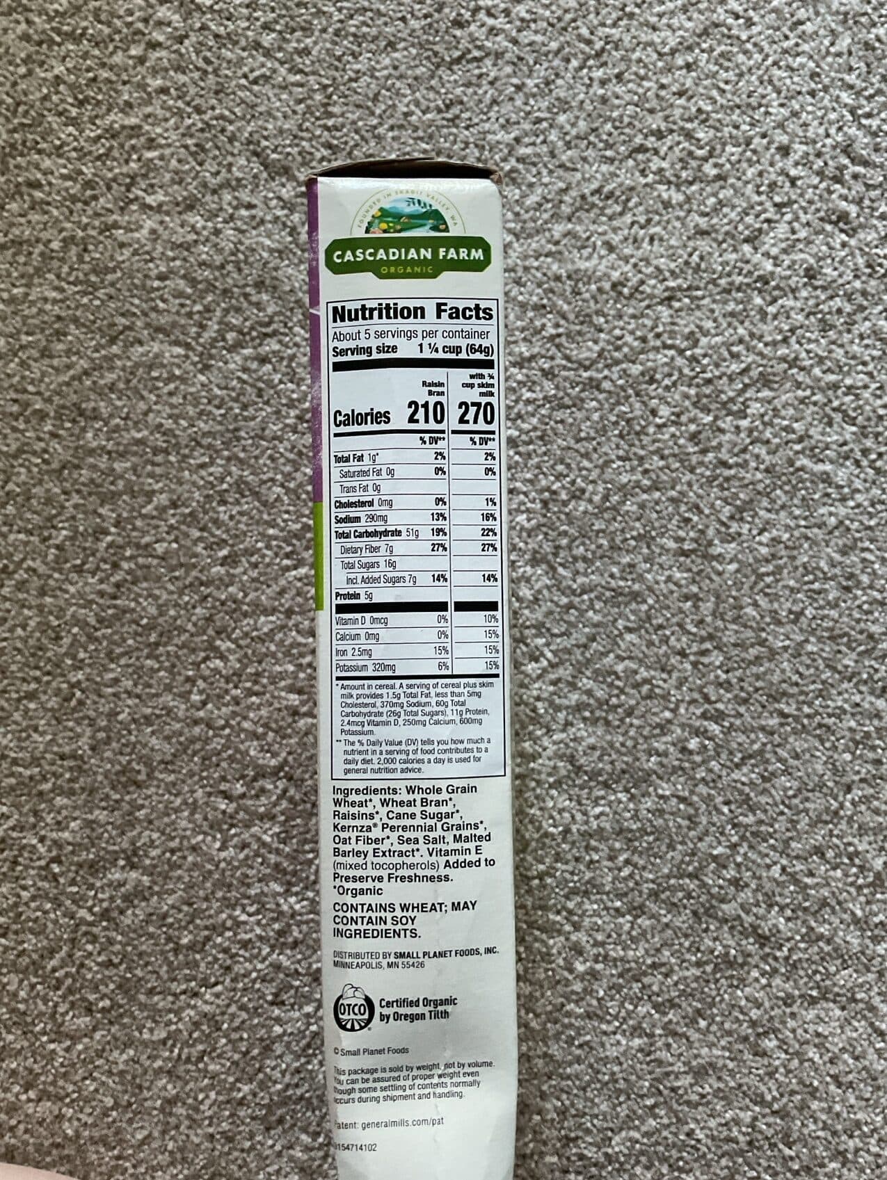 Cascadian Farm Organic Raisin Bran Cereal packshot