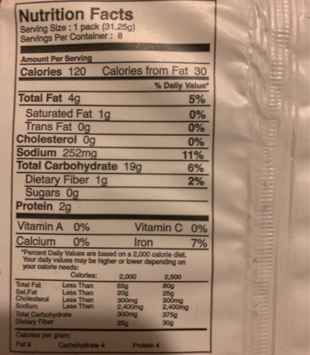 Suzie's Organic salted crackers with extra virgin olive oil packshot