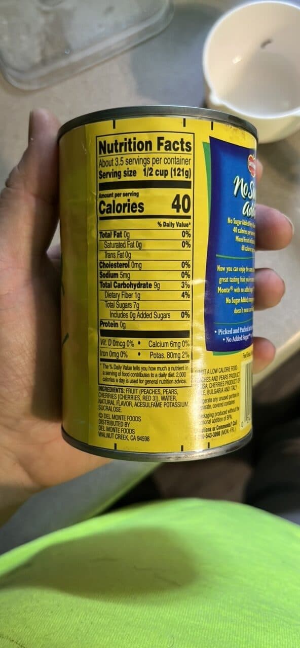 Del Monte Very Cherry Mixed Fruit packshot