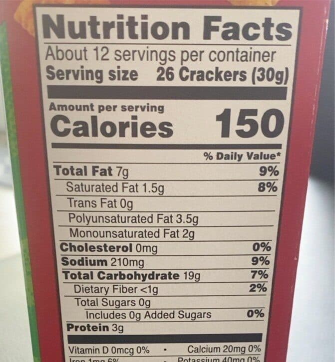 Sunshine Duoz baked snack cheese crackers packshot