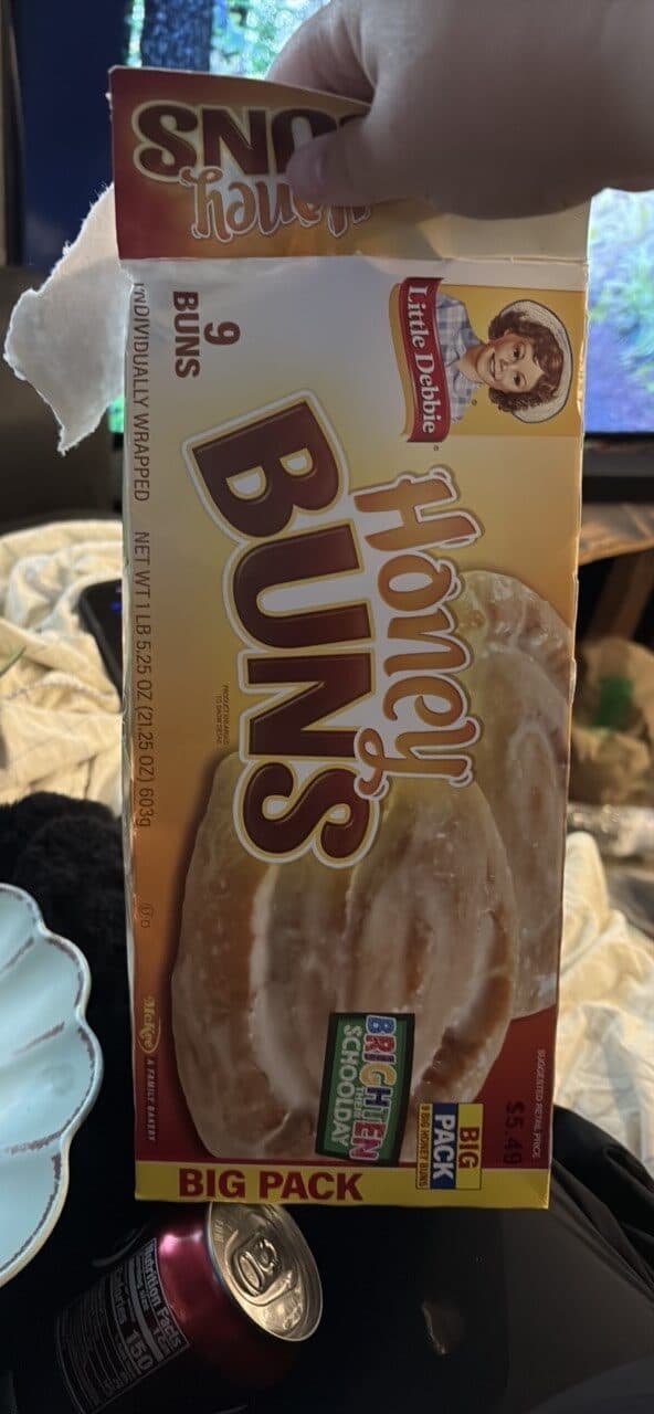 Little Debbie Honey Buns packshot