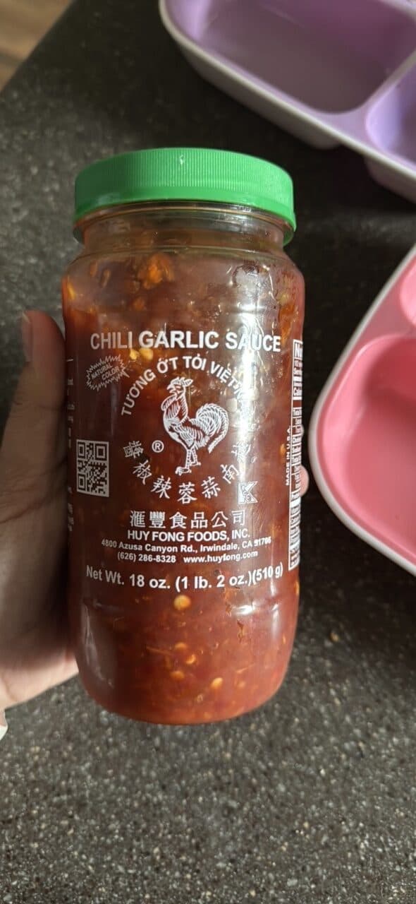 HUY FONG FOODS CHILI GARLIC SAUCE packshot