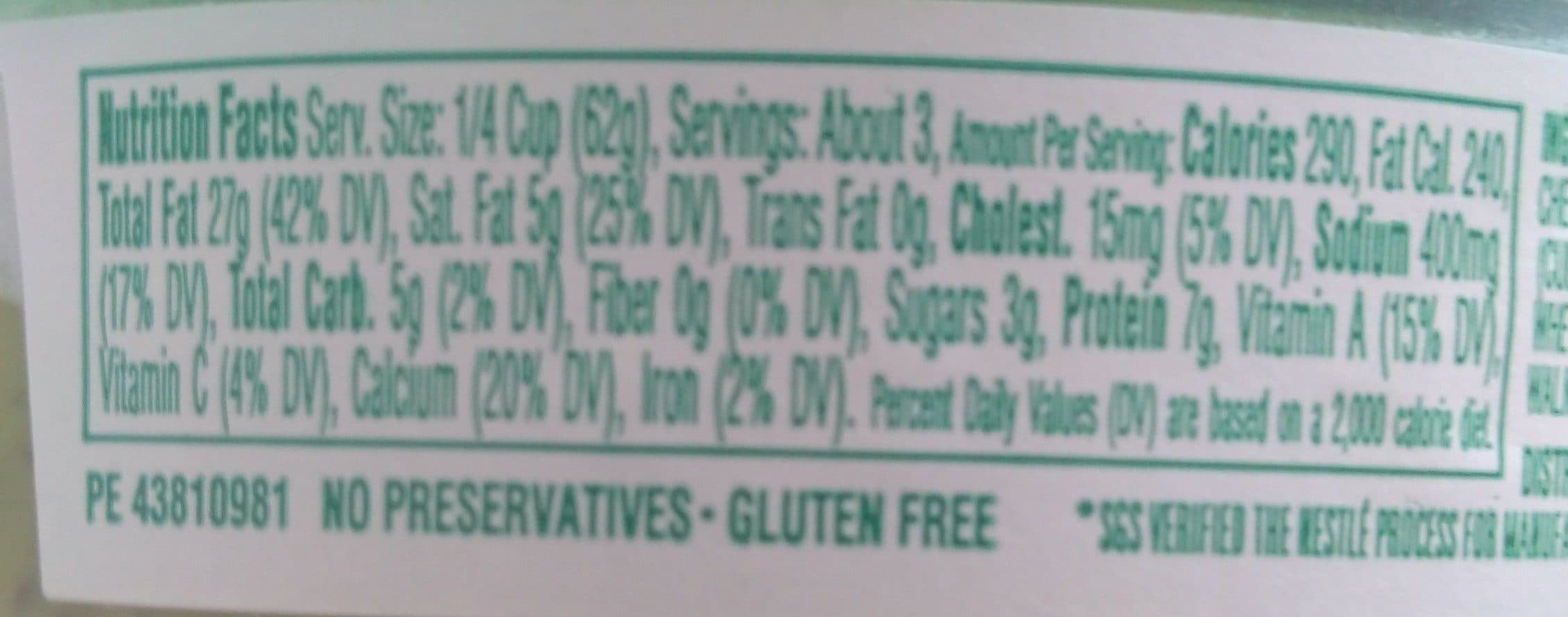 Buitoni Pesto with basil packshot