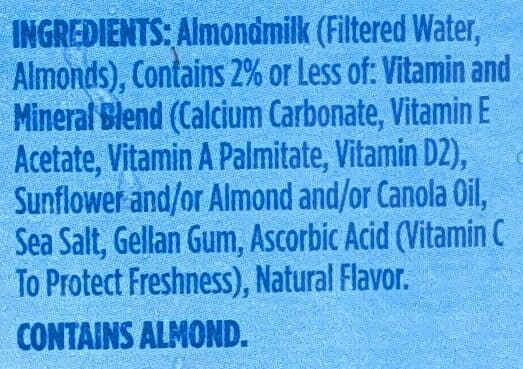 Silk Almondmilk packshot