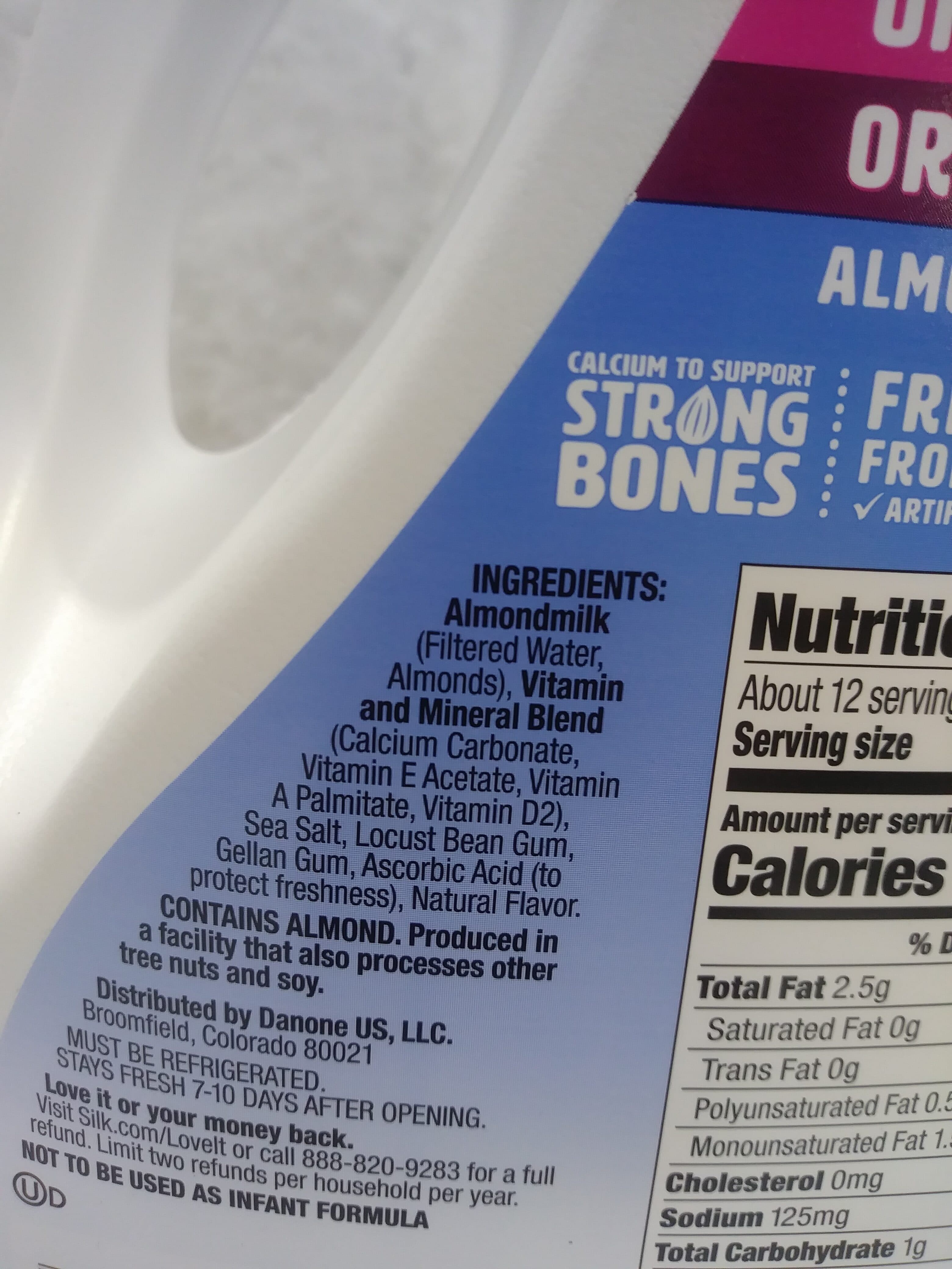 Silk Almond Milk packshot