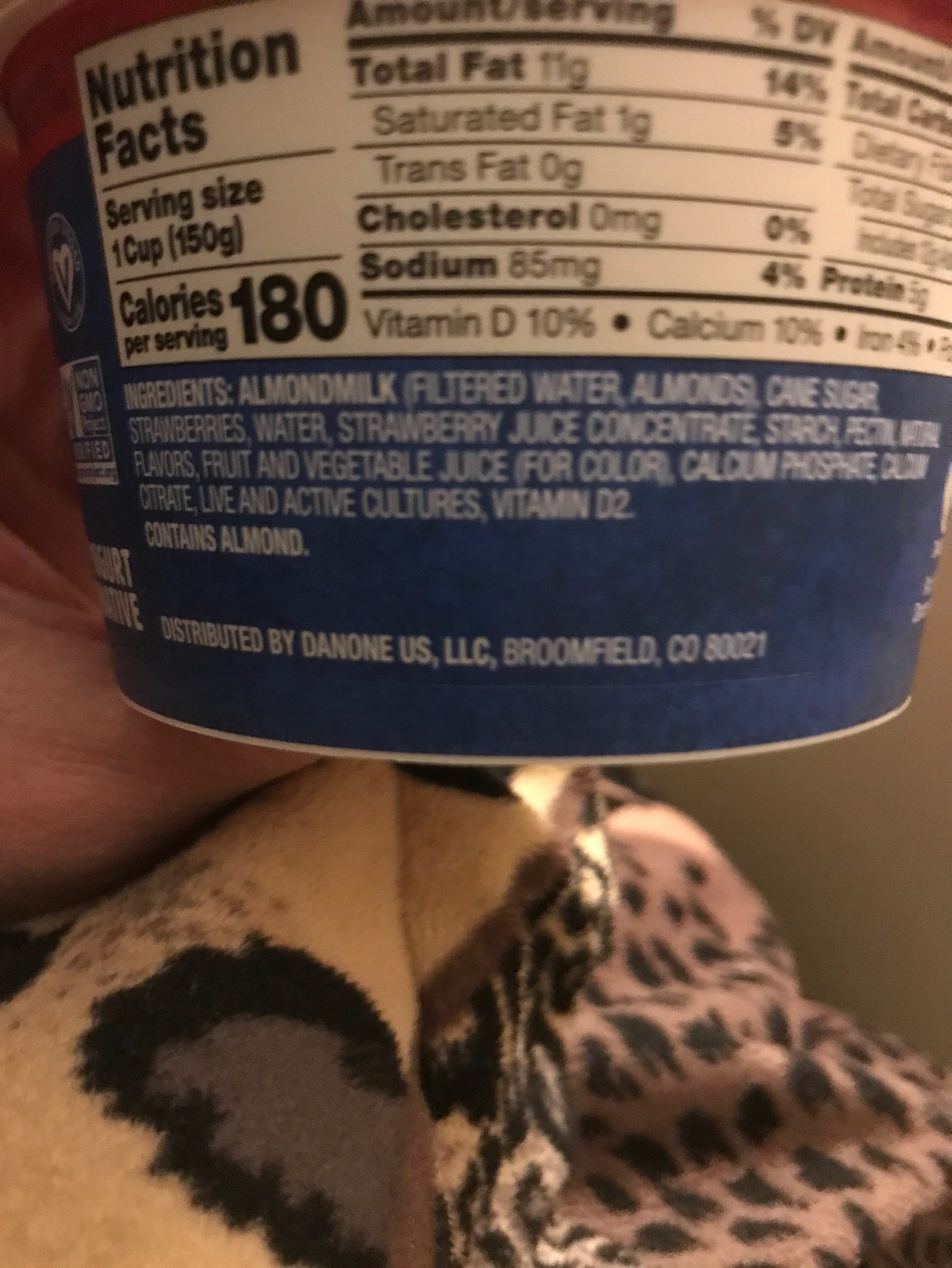Silk Almondmilk Strawberry packshot
