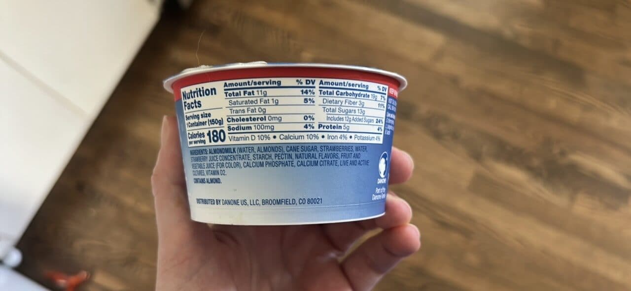 Silk Almondmilk Strawberry packshot